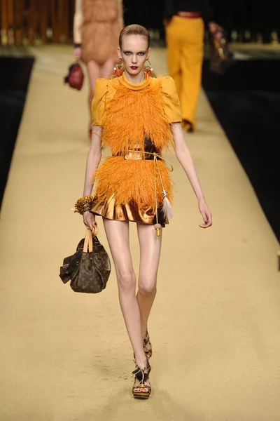 Look 22